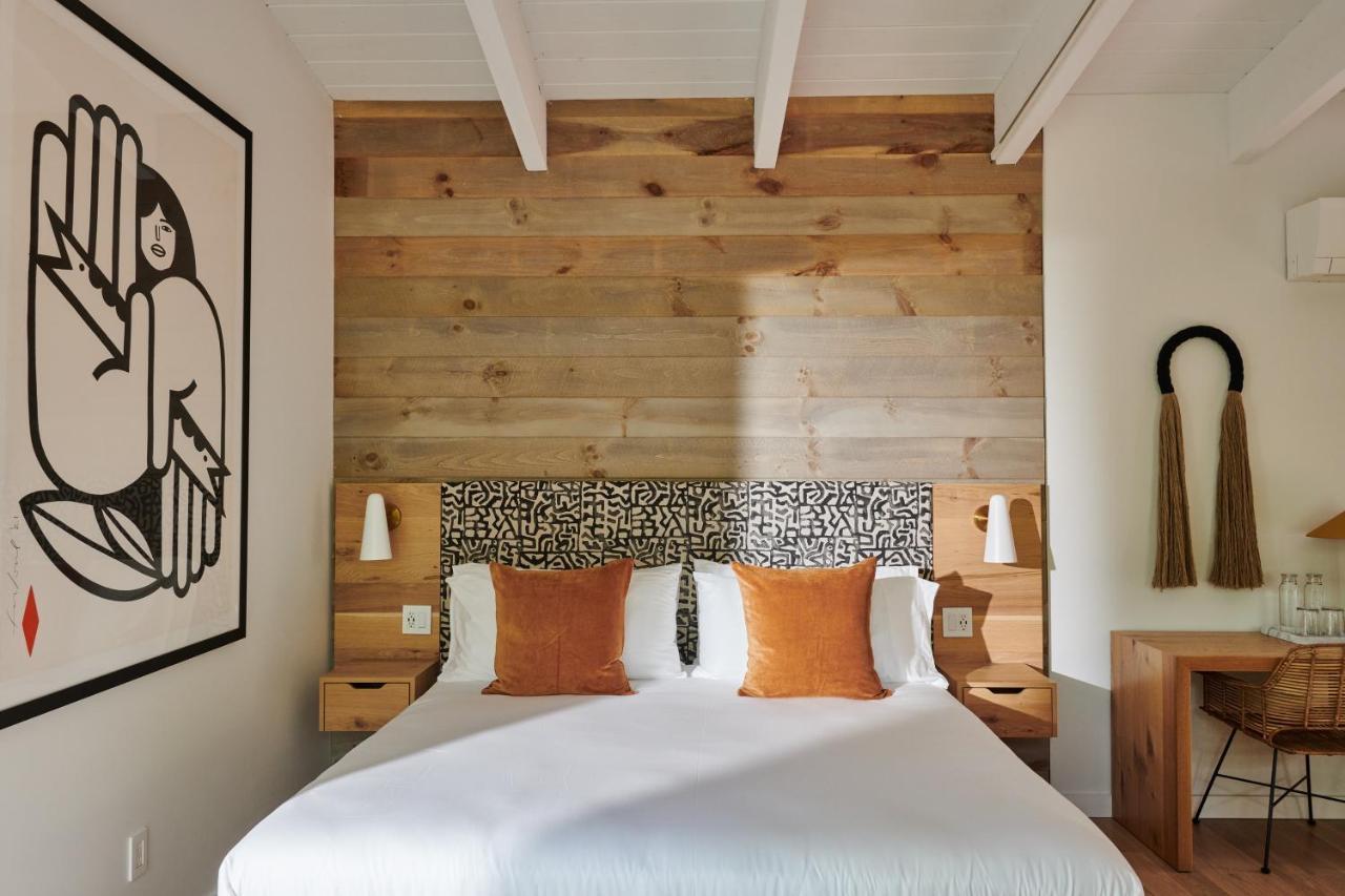 Woodstock Way Hotel Εξωτερικό φωτογραφία